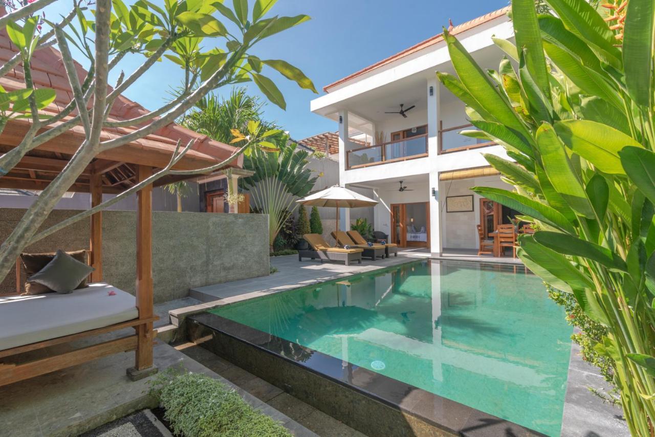 Villa Royal Singaraja エクステリア 写真