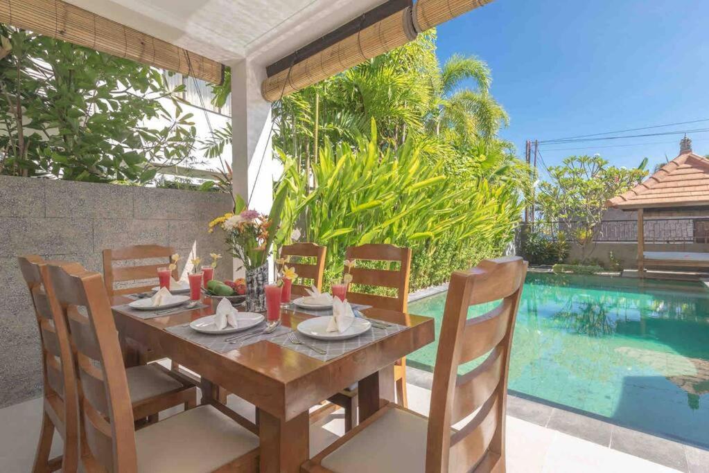 Villa Royal Singaraja エクステリア 写真
