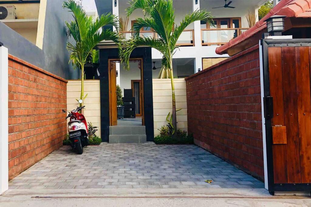Villa Royal Singaraja エクステリア 写真